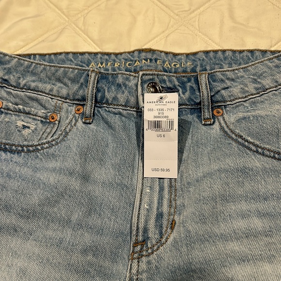 American Eagle Shorts (tags still on) - Picture 3 of 3